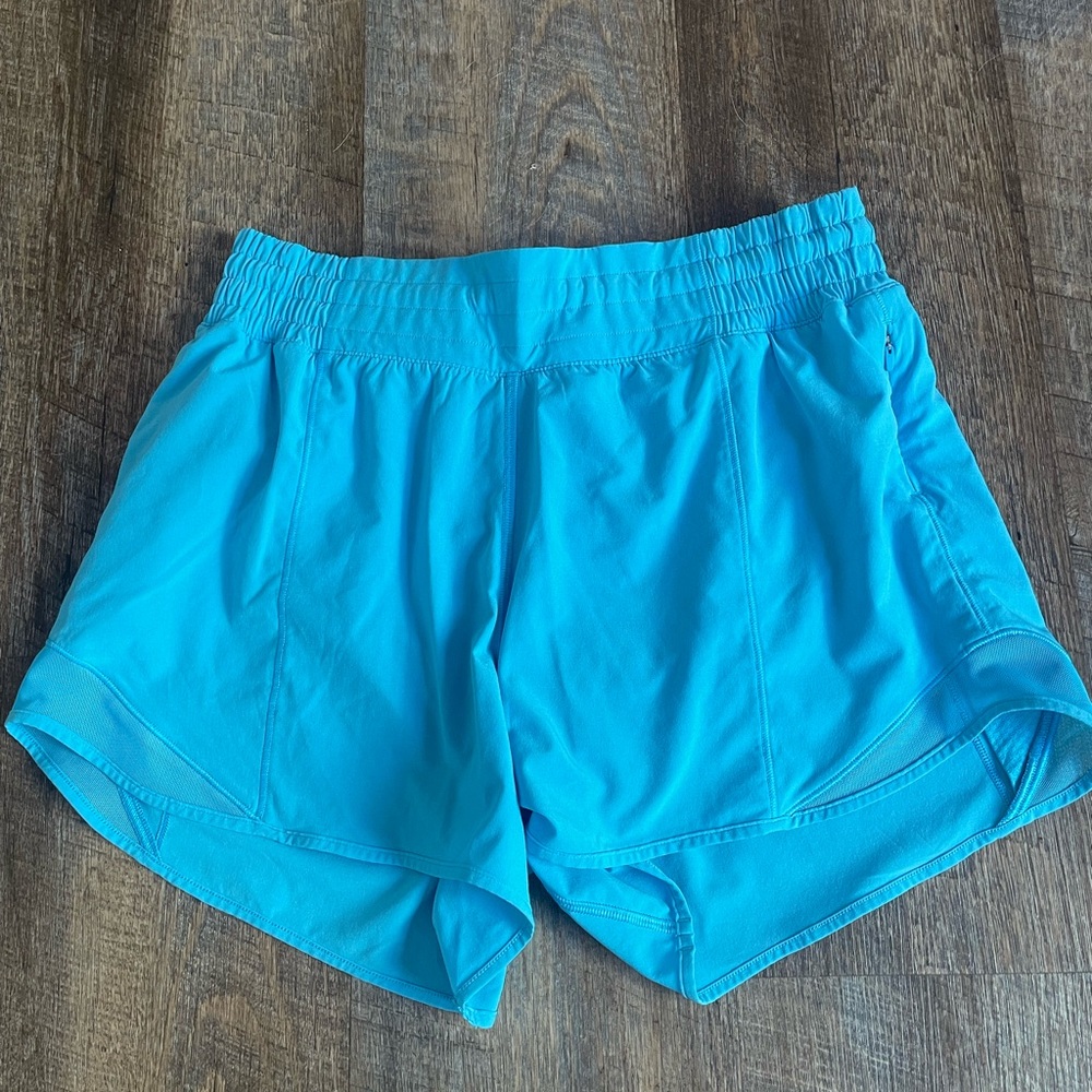 Lululemon hotty hot high rise lined short 4”